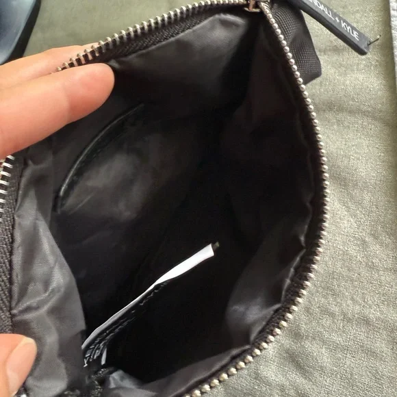 Kendall + Kyle Black Crossbody Bag - Picture 8 of 10